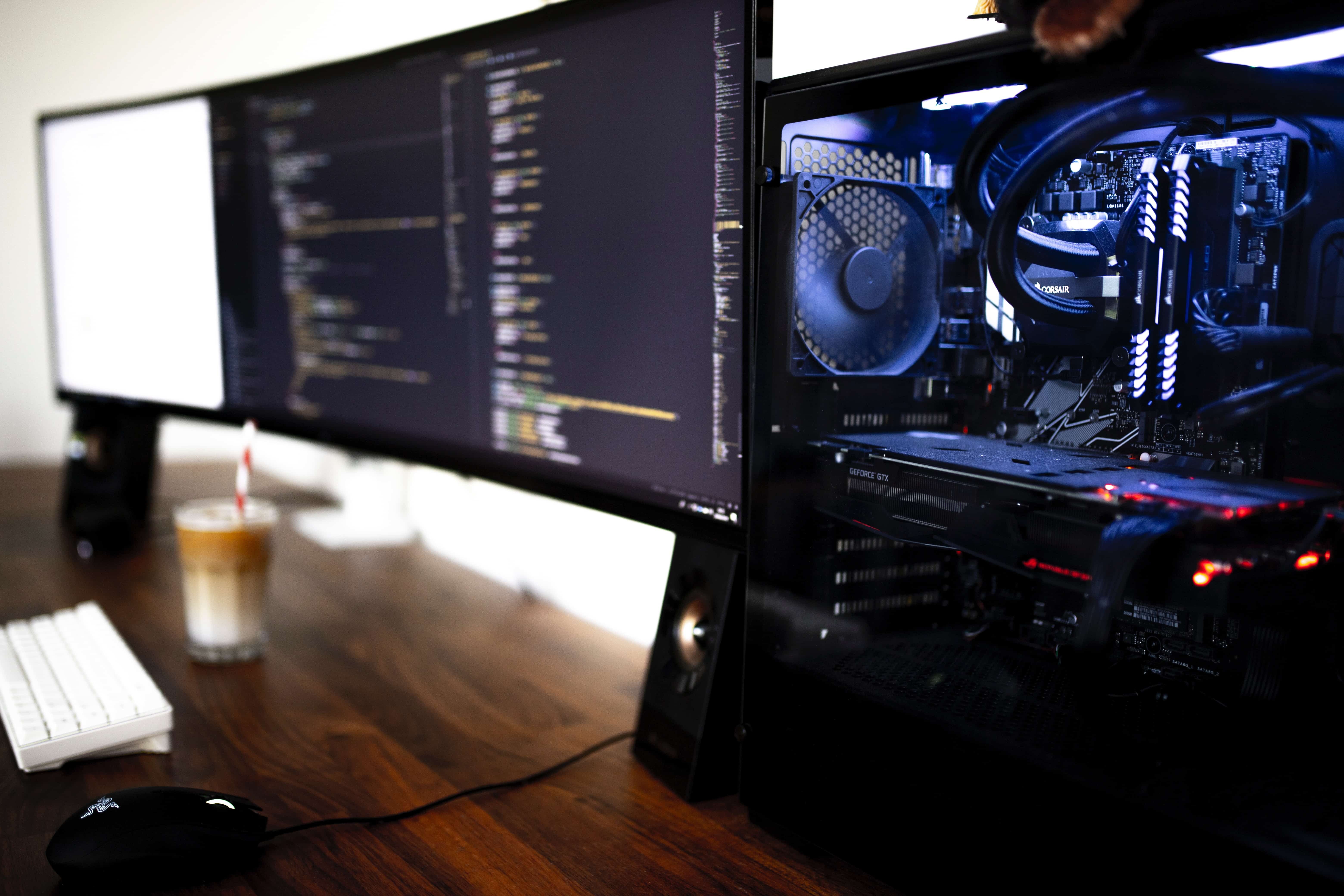 Why Are Curved Monitors Better?